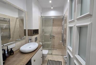Apartament cu 3 camere în Central - 8
