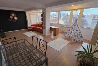 Apartament cu 3 camere decomandat în Central - 2