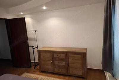 Apartament cu 2 camere semidecomandat în Tei