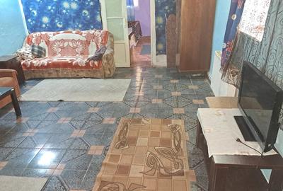 Casă cu 9 camere cu Teren 440 Mp în Central - 7