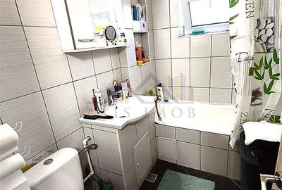 Apartament cu 3 camere semidecomandat în Micro 3 - 7