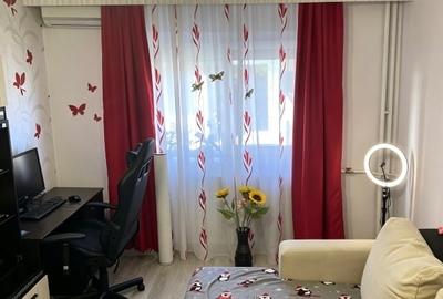 Apartament cu 2 camere decomandat, mobilat în CET - 7