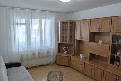 Apartament cu 2 camere decomandat în Florilor - 3