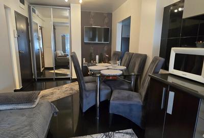 Apartament cu 2 camere decomandat, mobilat în Micro 6