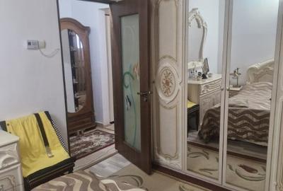 Apartament cu 2 camere semidecomandat în Micro 3 - 13