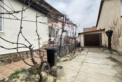 Casă cu 4 camere cu Teren 337 Mp în Central - 2