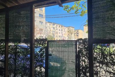 Spațiu comercial, de 156 mp, în Central - 3