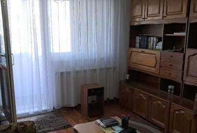 Apartament cu 3 camere pe strada Pepineriei - 4