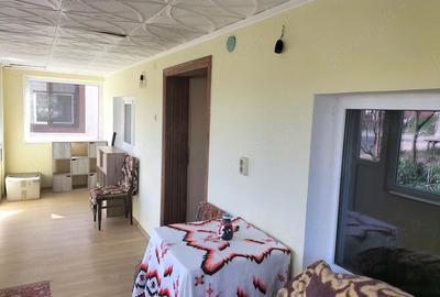 Casă cu 5 camere cu Teren 1000 Mp în Central - 9