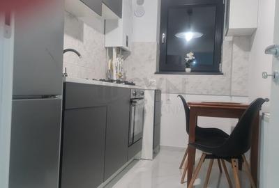 Apartament cu 2 camere decomandat, mobilat în Păcii - 3