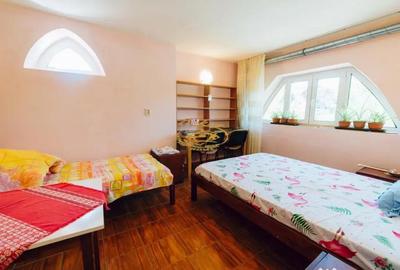 Casă cu 8 camere cu Canalizare în Corunca - 15