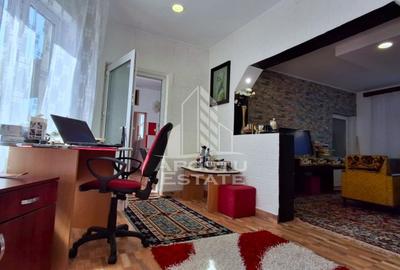 Casa de vanzare in Ineu formata din 2 cladiri - 8