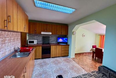 Casă cu 4 camere cu Teren 500 Mp în Central