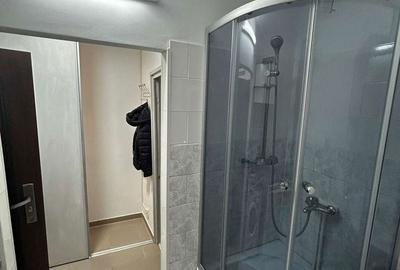 Garsonieră în Baza 3 - 5