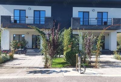 Casă individuală cu 4 camere cu Canalizare în Rădaia - 2