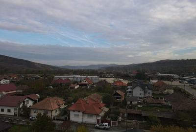 Casă cu 4 camere în Central - 2