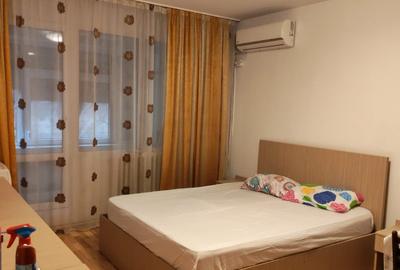 Garsonieră decomandată, mobilată în Tineretului