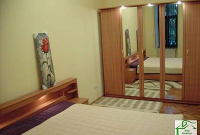 Apartament cu 2 camere decomandat în Ultracentral