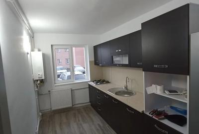 Apartament cu 3 camere semidecomandat în Central - 6