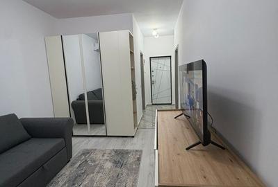Garsonieră decomandată în Central