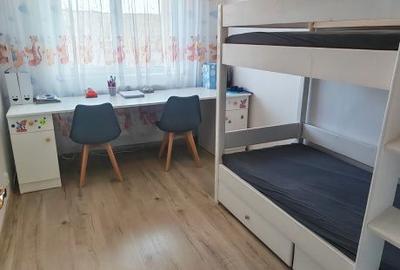 Apartament cu 3 camere decomandat în Dacia - 1