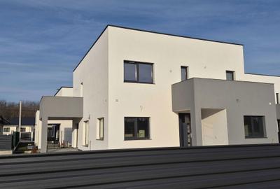 Casă cu 4 camere în Albota - 12