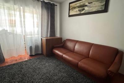Vând apartament 2 camere, Suceava cartier Burdujeni