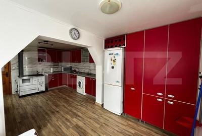 Casa de vanzare, cu 7 camere, 150 mp, zona Stramba - 5