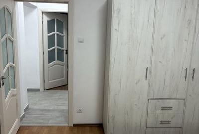 Apartament modern de 3 camere cu 4 balcoane si centrala - Bulevardul Decebal Apartament modern de 3 camere cu 4 balcoane si centrala - Bulevardul Decebal - 3