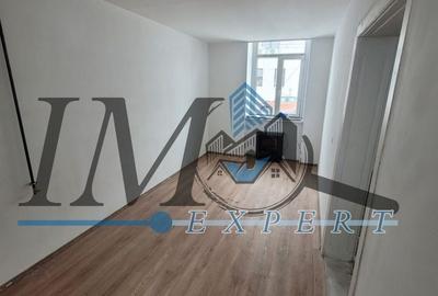 Birou, de 45 mp, în Central - 2