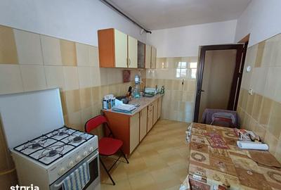 Apartament cu 3 camere, mobilat în Central - 7