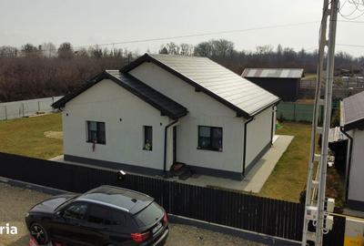 Casă cu 4 camere cu Teren 720 Mp în Hemeiuș - 15