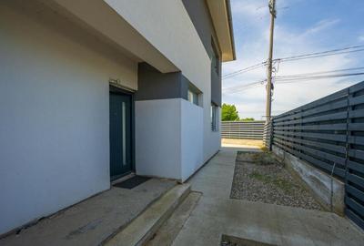 Casa moderna 3 dormitoare,140m2,living generos, loc - 5