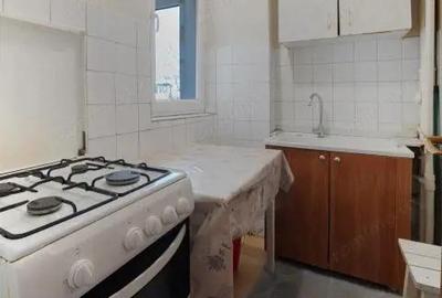 Apartament cu 2 camere decomandat, mobilat în Tei - 1