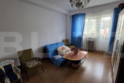 Casa de vanzare, cu 4 camere, 120 mp, teren de 1500 mp, zona - 1