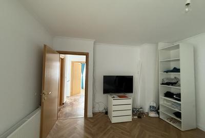 Casă cu 4 camere cu Canalizare în Tunari - 15