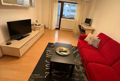 Apartament cu 2 camere decomandat în P-ța Mihai Viteazu