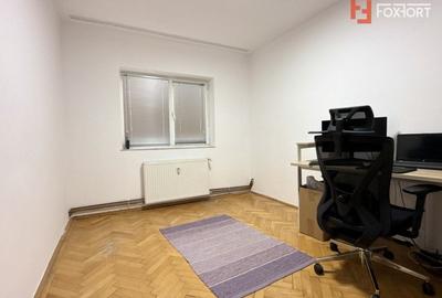 Apartament cu 3 camere decomandat, mobilat în Lipovei - 7