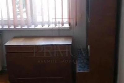 Apartament cu 2 camere decomandat, mobilat în Plăvăț II - 2