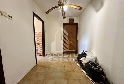 Garsonieră decomandată în Buziașului - 4