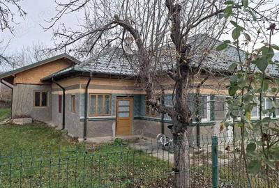 Casă cu 6 camere în Pârscov - 1