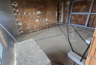 Apartament cu 2 camere decomandat în Baciu - 2