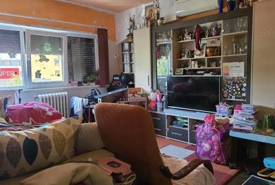 Apartament 3 camere in Deva, zona Eminescu colt cu Balcescu, etaj 2 - 1