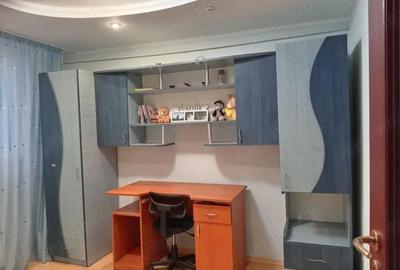 Apartament cu 3 camere decomandat în Micro 20 - 9
