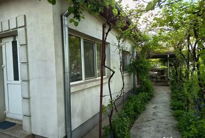 Casă cu 4 camere în Central - 3