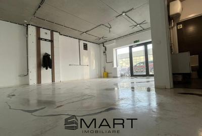 Spațiu comercial, de 42 mp, în Tractorul - 4