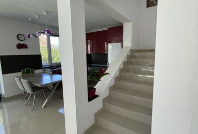 Casă cu 4 camere cu Teren 80 Mp în Europa - 1
