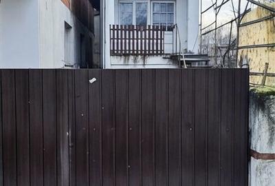 Casă cu Teren 351 Mp în Biharia