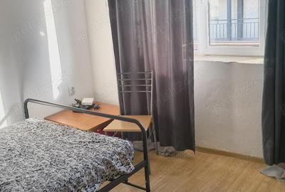 Garsonieră decomandată în Barieră - 2