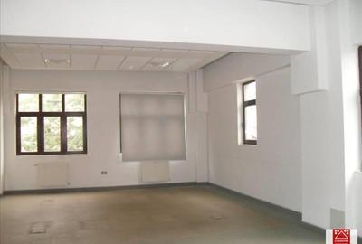 Birou, de 4,600 mp, în Ultracentral - 16